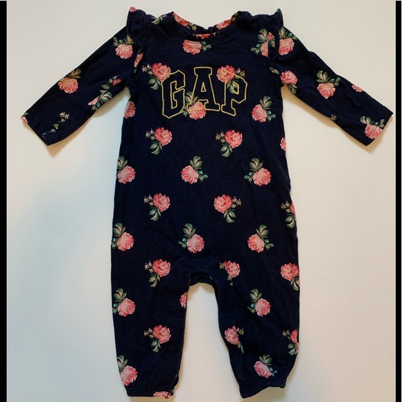 GAP Other - Gap romper 6/12 months